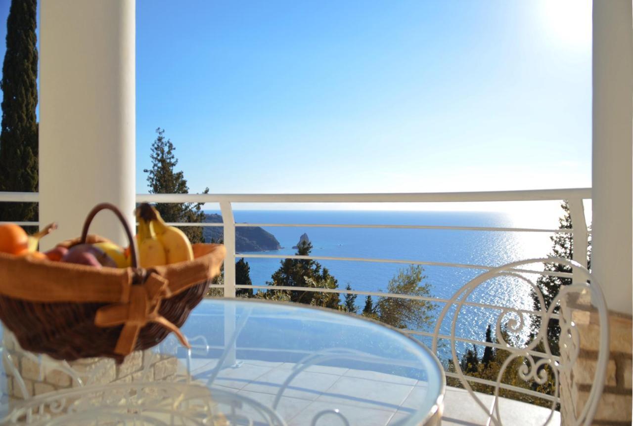 Villa Alibertini Agios Gordios  Luaran gambar