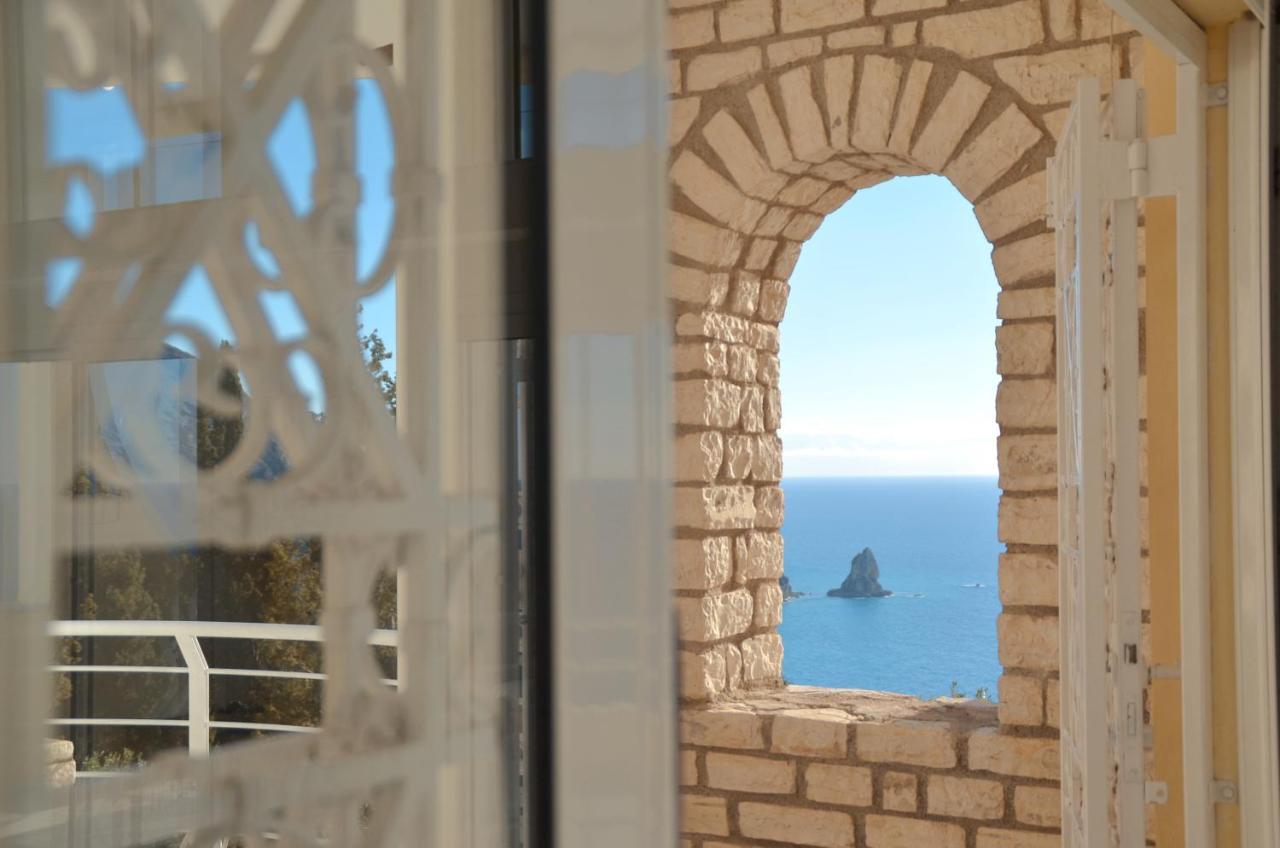 Villa Alibertini Agios Gordios  Luaran gambar